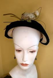 Vintage 50's Debette Gardenia Merrimac Hat Corp. Half Hat Black Velvet and  White Wool