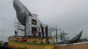 Namun ketika ditanya tentang gunung semeru pasti semua tahu. Replika Tugu Ikan Bandeng Menambah Keindahan Kota Pati Onlinekoe