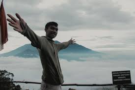 Tundukkan playboy itu — programma rilasciato nel 2016. Aku Nazmi Kepala Bergetar