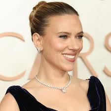 These are some of our favorite jewelry looks from the #Oscars2025 red  carpet. Which is your favorite? 💎