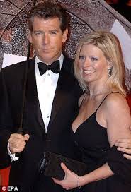 Brosnan married in 1977 and moved to malibu in 1989, two years after her cancer was diagnosed. Pierce Brosnan S Daughter Charlotte Wed Artist Boyfriend In Secret Just Two Weeks Before Her Death Daily Mail Online