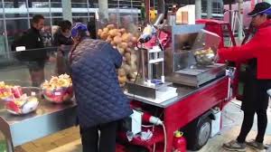Post su chiosco street food scritto da foodtripandmore. Chiosco Street Food Ape Ciaochips Youtube