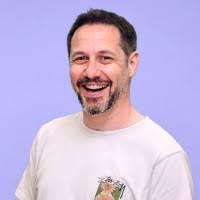 Robert Cressey's Instagram, Twitter & Facebook