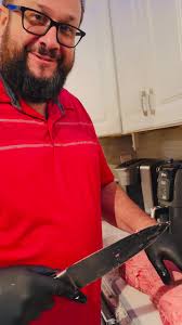 I did a thing 🤣 My first whole NY Strip! 🥩 It only made sense now that I  live with a body builder, we are meal prepping 💪🏻 🥩 🇺🇸