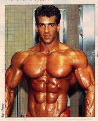 Many women may have a genetic predisposition to find a wide back, broad shoulders, and a narrow waist attractive — they’re evolutionary indicators of virility, desirable genes, and fitness. Aesthetic Bodybuilding Crazy V Taper Overall Flow And Aesthetics