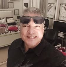 Tras su separación de Natalia Rivera.