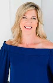 Lillian Mercado's Instagram, Twitter & Facebook