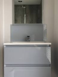 coloured glass bathroom splashbacks
