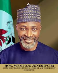 Kogi State Student, Mr Emmanuel Ogu of St Kizito College Idah in group  photo prior to departure today with his team members to IBO 2018 in Tehran  Iran. Mr Ogu was one