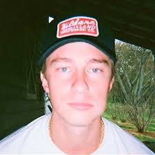 Mutual Tags @lil-stark @reids-gf @reidsmilf @reidslibrarybook  @reidsbookclub @reidsacademia @meganskane