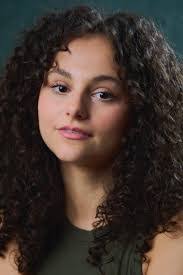 Eva Albright's Instagram, Twitter & Facebook