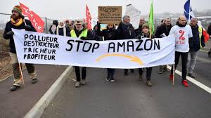 Moselle Manifestation Contre La Construction D Une Plateforme Amazon