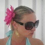 Hillary Wiggins's Instagram, Twitter & Facebook