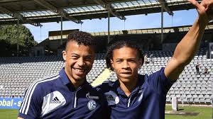 Here at bavarian football works, we're pretty exhausted with the rumors too, but the corona virus pandemic putting the next transfer window in question hasn't helped matters whatsoever. Unter Brudern Familie Sane Lebt Fussball