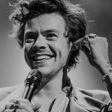Aesthetic Harry Styles Black And White Poster Pin By Ceh On Harry Styles In 2020 Harry Styles Poster Harry Styles Photos Black And White Aesthetic