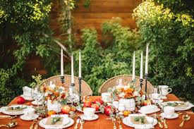 The same old thanksgiving table setting you put out every year might be cute and all, however, it might be time to update it. 6 Instagram Inspired And Easy Thanksgiving Table Ideas Kathy Kuo Blog Kathy Kuo Home