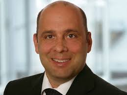 Daniel Kitner's Instagram, Twitter & Facebook