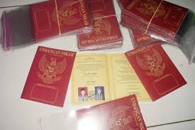 Unduh 52 koleksi background biru buku nikah gratis download. Undangan Model Buku Nikah Format Cdr Sisi Pandang Lain