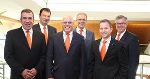 Zum Jubilaum In Den Ruhestand Vr Bank Hessenland Eg