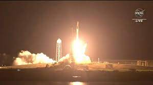 C'est avec le crew dragon de spacex que je décollerai l'année prochaine ! European Astronaut To Travel To The Iss With Spacex For The First Time Dlr Portal