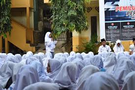 Visi dan misi tersebut tentunya harus dapat dipertanggung jawabkan agar terwujudnya sebuah tujuan yang diinginkan oleh seluruh warga sekolah tersebut. Dsc 0047 Ma Matholi Ul Huda Troso Flickr