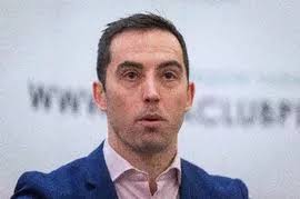 Ireland 29-10 England: Keith Earls steals the show in 100th Ireland  appearance