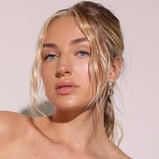 CAROLINE MARIA DERPIENSKI (@carolinederpienski) • Instagram photos and  videos