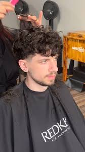 Do a taper w/ me😽, @605_styling_co , #barber #sdhairstylist #hairstylist  #haircut #taperfade #taper #taperfades #tapertutorial #howtocuthair  #menshair #menshairstyle #curlyhairstyles ...