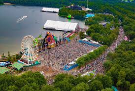 Machen sie eine safari durch die überwältigende natur und genießen sie hautnahe begegnungen mit wilden tieren. Best Kept Secret Festival 2020 Afgesloten Onlineticketshop