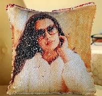 Heart buying sequence cushion