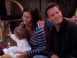 Friends Baby Emma Actress Responds To Chandler S 2020 Joke
