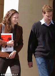 Kate middleton got a college education from the university of st andrews in fife, scotland where she majored in art history. College Age William And Catherine Prinzessin Kate Herzogin Kate Britische Konigsfamilie