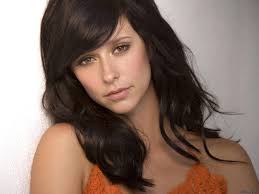 Dengarkan lagunya di video playlist : Jennifer Love Hewitt Wallpaper 1600x1200 49741