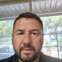 100+ perfiles de «Darrell»