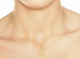 Poignée facile d'utilisation, table basse relevable, position table basse ou table de repas, plateau extensible. L Union De La Tortue N Est Pas Seulement Une Position Du Kamasutra Theeyeofjewelry Com