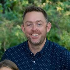 Eric Aldinger's Instagram, Twitter & Facebook