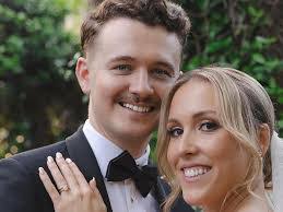 Dana Gilmore's Instagram, Twitter & Facebook