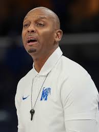 Penny Hardaway: Why Memphis basketball coach wears key as necklace