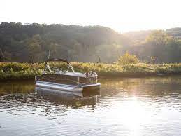 What makes premier water such a good company? Premier Boats For Sale Minneapolis Mn Premier Boat Dealer