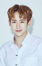 Nichkhun of 2pm graces us with his presence! Korean Stars Real Personality 2pm Nichkhun Kkuljaem ì¢‹ì•„