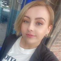 Jessica Harker's Instagram, Twitter & Facebook