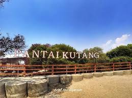 Sementara untuk tiket masuk pantai mesra jogja ini sudah menjadi satu dengan tiket masuk kawasan wisata pantai gunung kidul, jadi kamu cukup. Pantai Kutang Lamongan Harga Tiket Alamat Lokasi Rute Sejarahnya