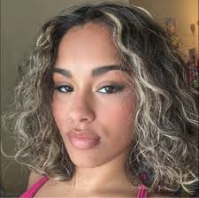 What are some good murder mystery book recommendations?