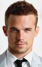 Feb 22, 2021 · best hairstyles for oval face men. How To Choose The Right Men S Haircut Gentlehair Com