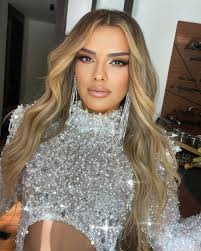 Nënat seksi të showbizit shqiptar!