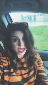 Jessica Layden's Instagram, Twitter & Facebook