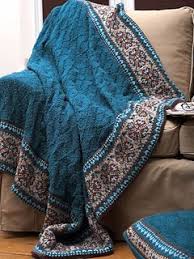 Fair Isle Border Blanket And Pillow Pillow Knitting Patterns Free Fair Isle Knitting Knitting Patterns