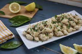 Maybe you would like to learn more about one of these? Bocconcini Di Petto Di Pollo Al Limone Fatto In Casa Da Benedetta Rossi Ricetta Pollo Al Limone Ricette Ricette Con Pollo
