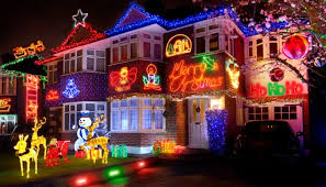 C7 Bulbs Or C9s How Christmas Lights Became A Nerdy Obsession Christmas The Guardian