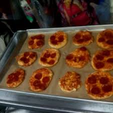 Fraction Pizzas Kiddos Used One Grands Biscuit Pizza Quick Sauce And Pepperoni To Create Their Own Pizzas Then Th Math Classroom 2nd Grade Math Teaching Math